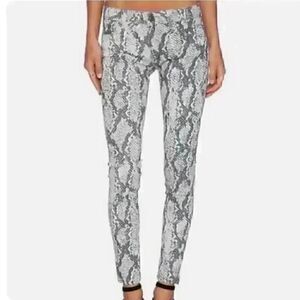 DL1961 Grey Snakeprint Skinny Jeans Size 27